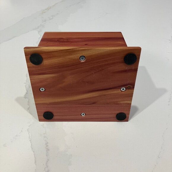 2 Solid Cedar boxes - Picture 8 of 9